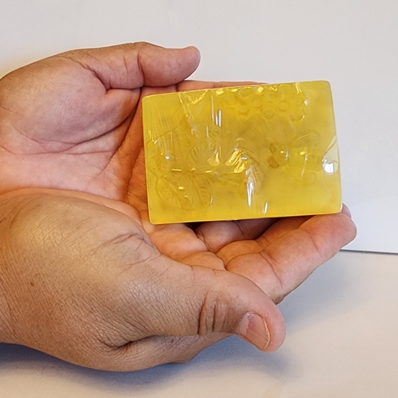 Oats & Honey Homemade Soap - Picture 2 of 4